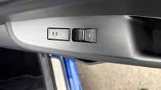 Hyundai IONIQ 1.6 GDi Hybrid Premium SE 5dr DCT Hybrid Hatchback